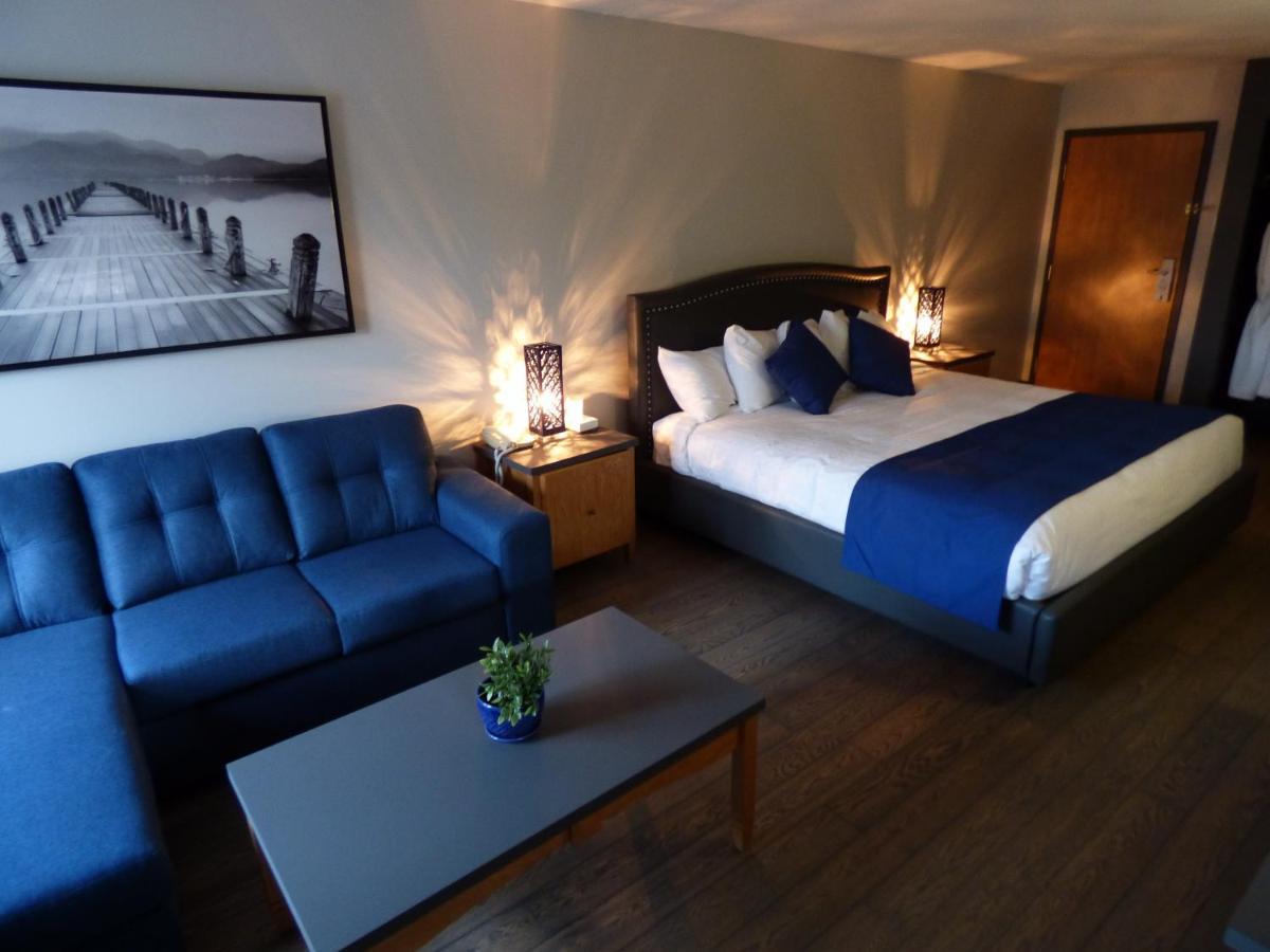Chateau Logue Hotel Maniwaki Экстерьер фото